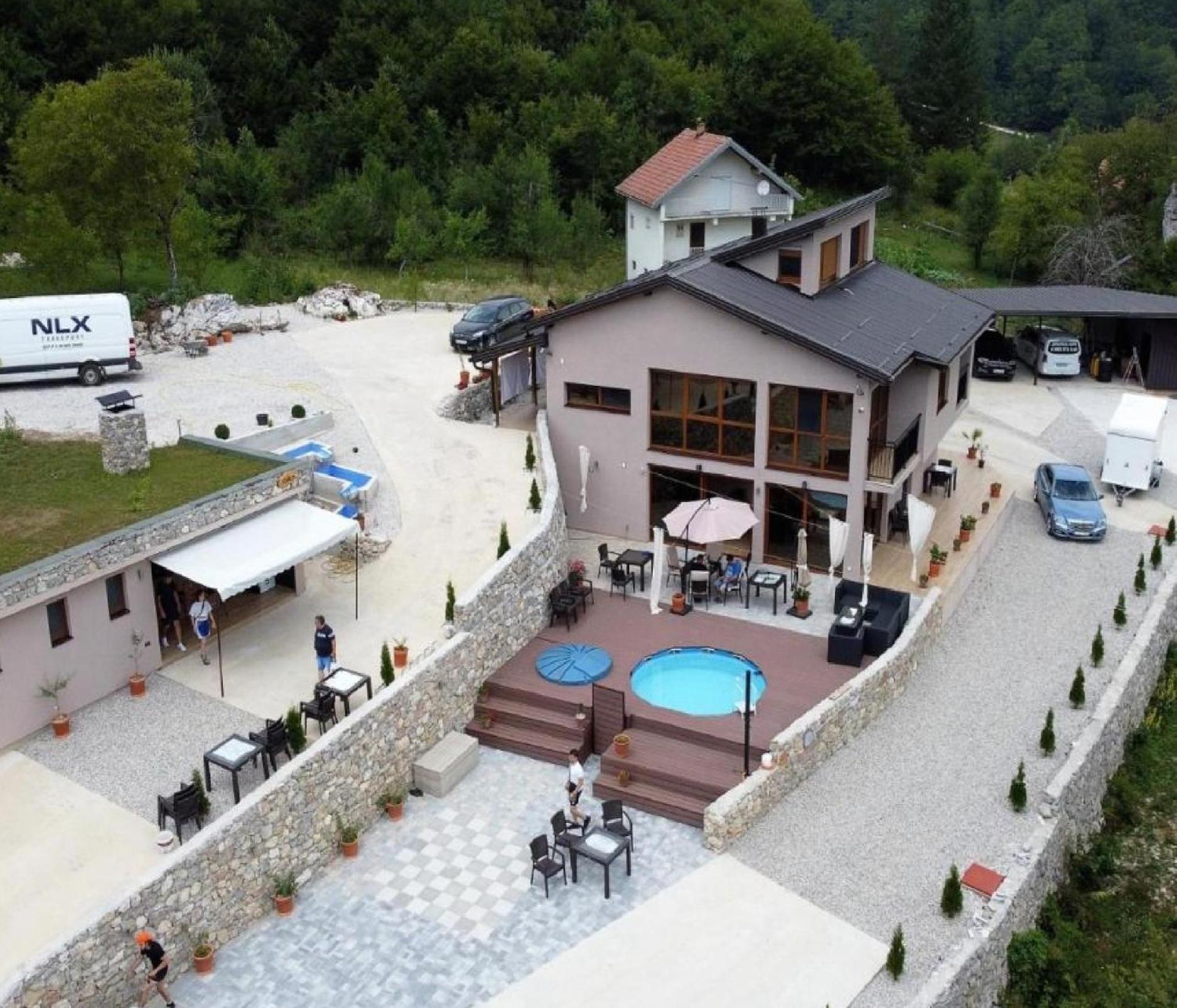 Josanica Bed&Breakfast Konjic Exterior photo